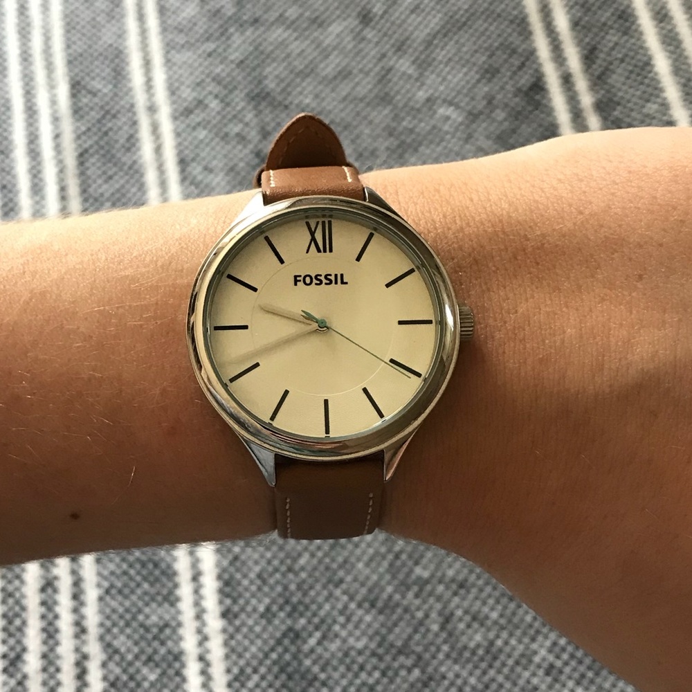 Women’s fossil watch, silver tan leather strap